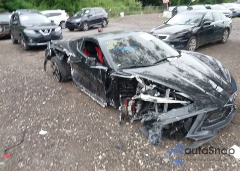 2021 Chevrolet Corvette Stingray 3Lt z USA, uszkodzony, nr VIN 1G1YC2D4XM5110199